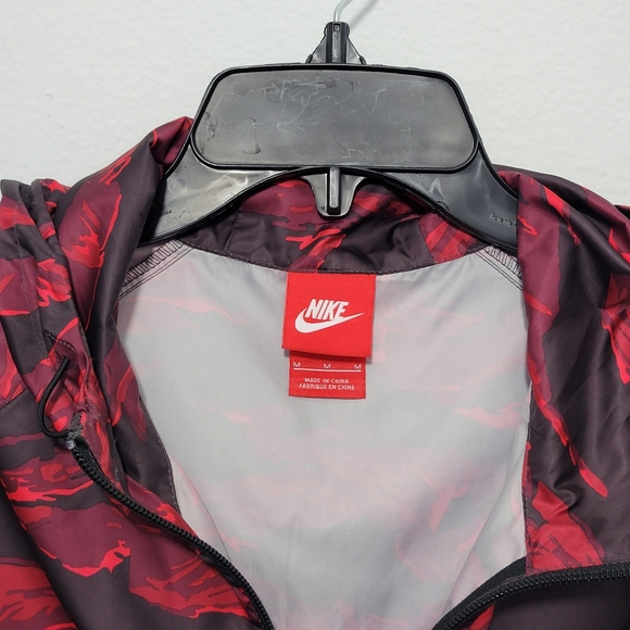 Nike Packable Camouflage Camo Trail Windbreaker Jacket Women's Medium - Picture 8 of 10